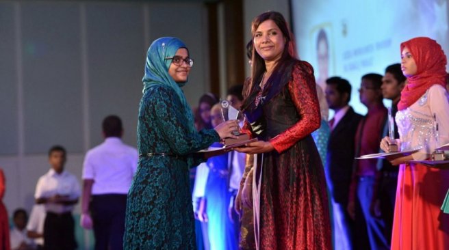 Maldives govt moves to calm outrage over scholarship cap