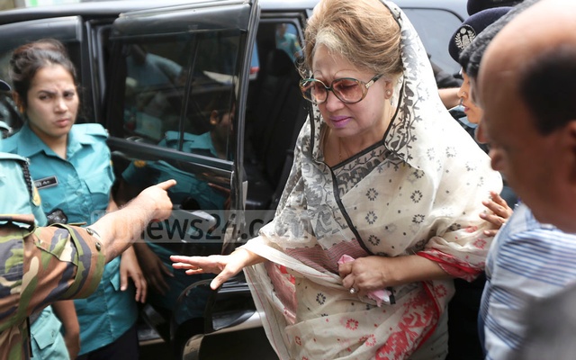 Concern over Khaleda’s health grows as jail authorities cancel planned family visit